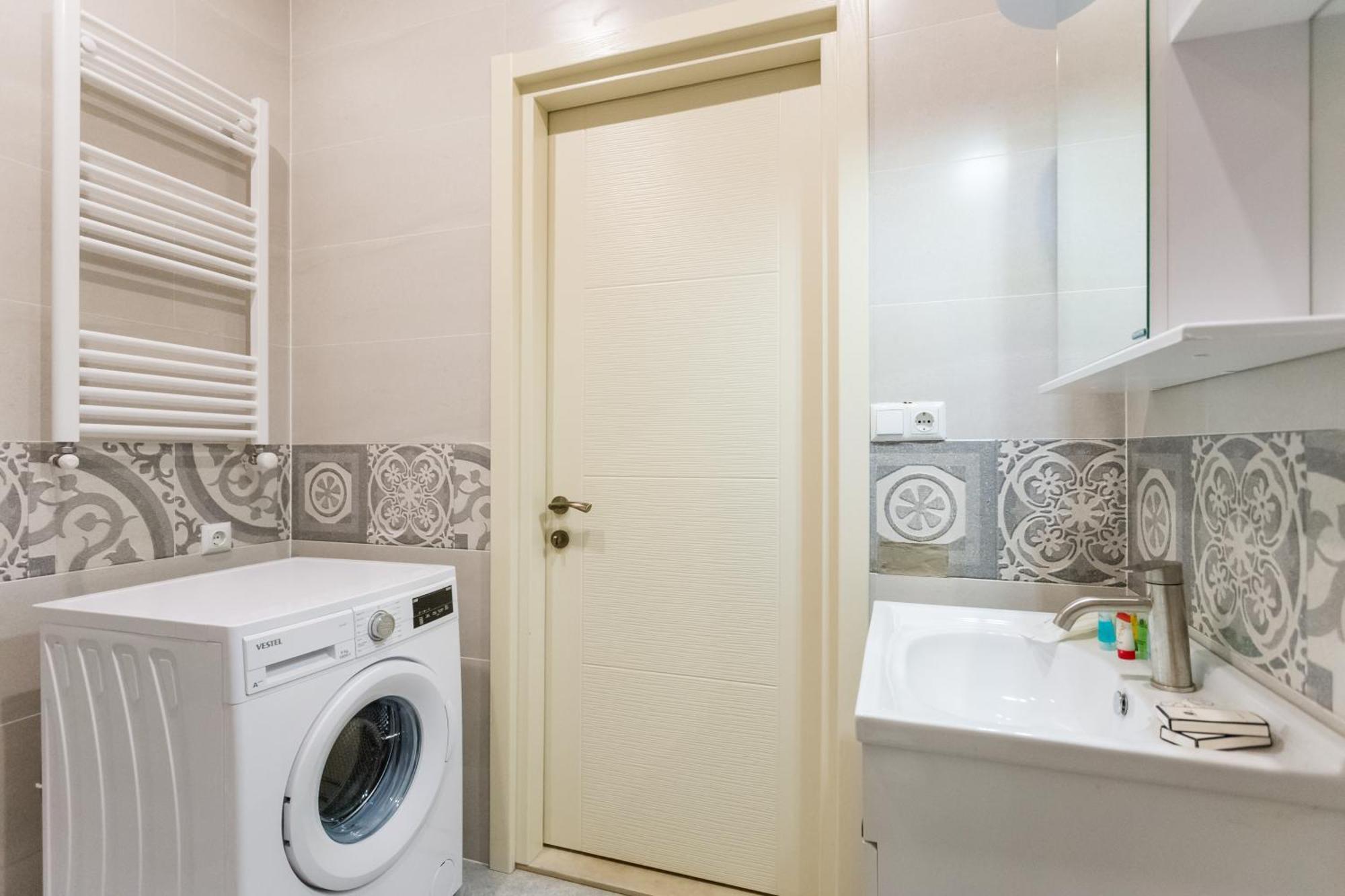City Luxury Apartment L 트빌리시 외부 사진