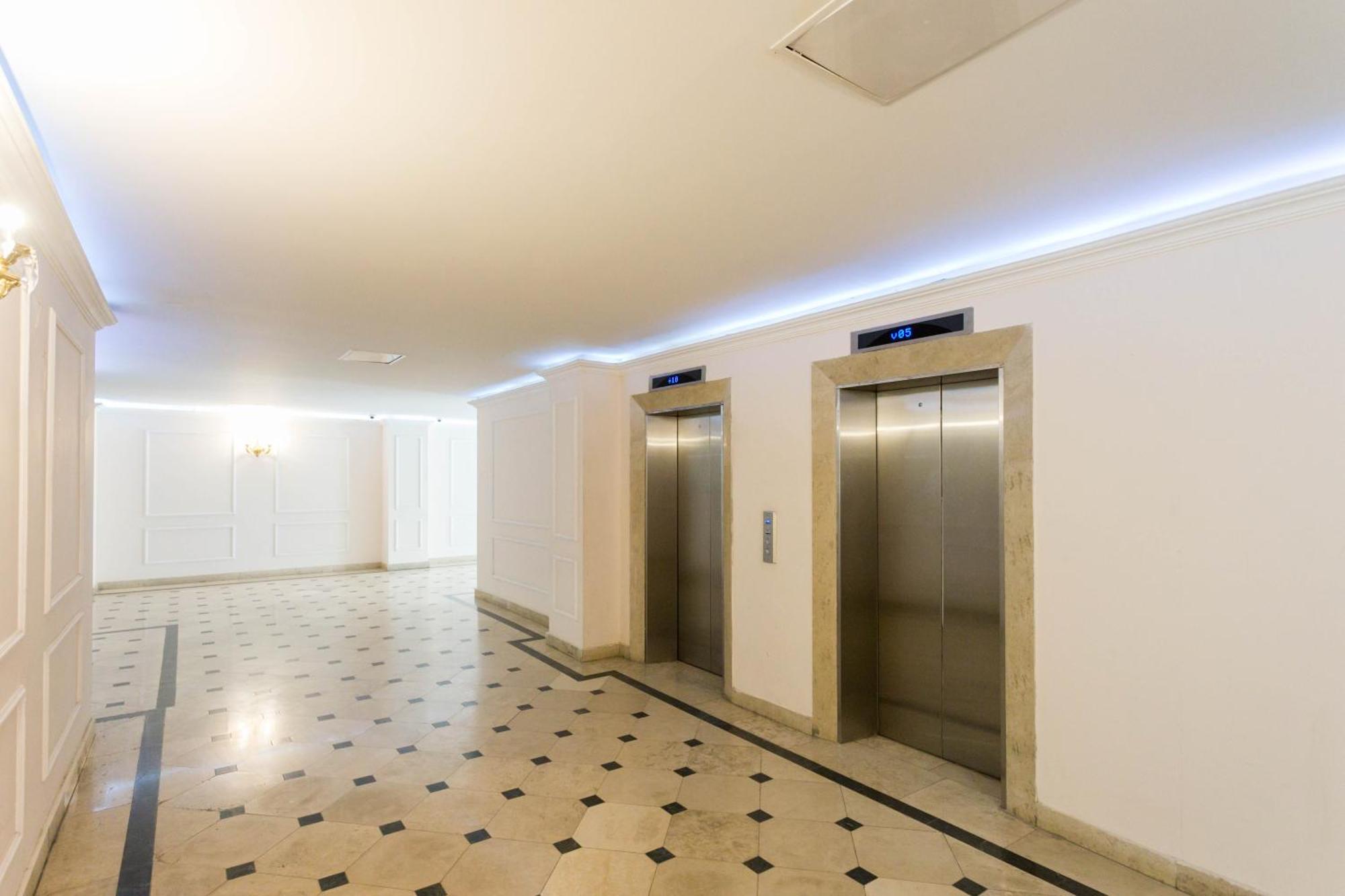 City Luxury Apartment L 트빌리시 외부 사진